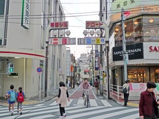 西荻窪駅 徒歩8分 1階の物件外観写真